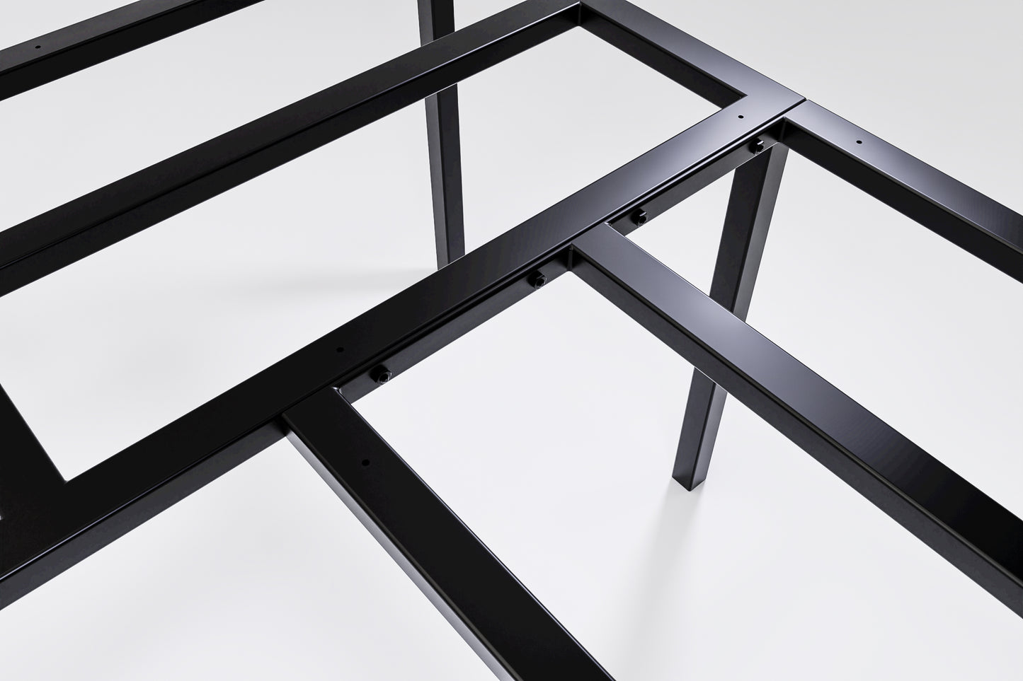 June L-Shaped Counter-Height Base (R)